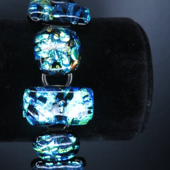 Glass Beaded Bracelet - Picture 2 of 10